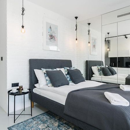Apartments Poznan Mtp Bukowska By Noclegi Renters Buitenkant foto